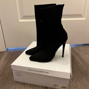 STEVE MADDEN CENTURY BLACK KNIT MID CALF BOOTS HEEL US WOMEN SIZE 8.5